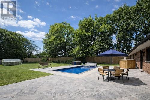 170 Crawford Crescent, Milton (Campbellville), ON - Outdoor With Backyard