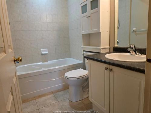 405-2650 Sandwich West Parkway, Lasalle, ON 