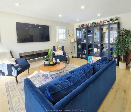 60 Lamila Street, Thamesville, ON 