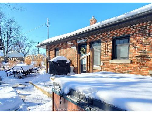 60 Lamila Street, Thamesville, ON 