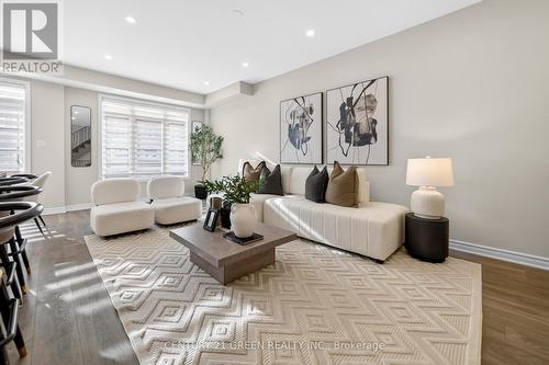 1166 Lloyd Landing Drive E, Milton, ON - Indoor Photo Showing Living Room