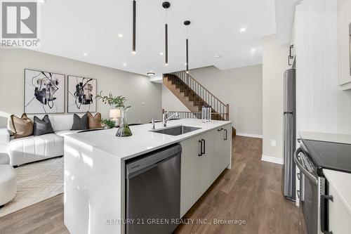 1166 Lloyd Landing Drive E, Milton, ON - Indoor Photo Showing Kitchen