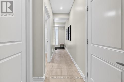 1166 Lloyd Landing Drive E, Milton, ON - Indoor Photo Showing Other Room
