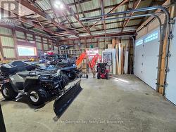 ROOM FOR TOYS/VEHICLES, SILENT INSULATED DOORS - 