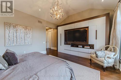 16 Bluff Trail, King, ON - Indoor Photo Showing Bedroom