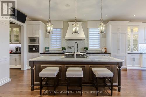 16 Bluff Trail, King, ON - Indoor