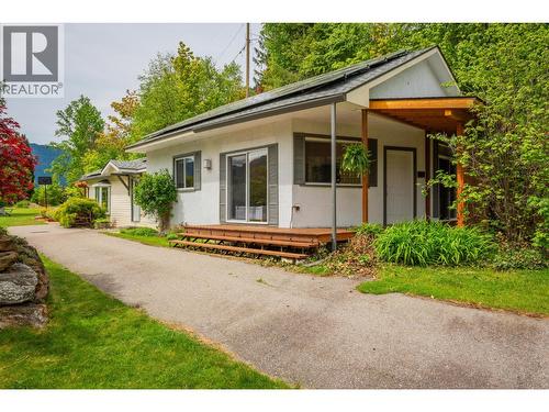 606 Jorgensen Road, Nelson, BC - Outdoor