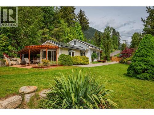 606 Jorgensen Road, Nelson, BC - Outdoor