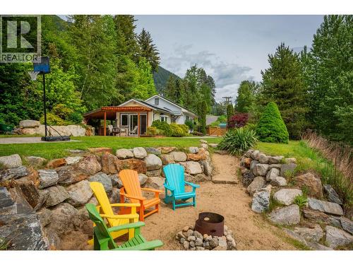 606 Jorgensen Road, Nelson, BC - Outdoor