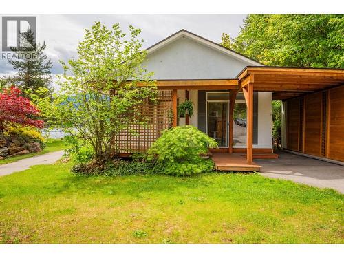 606 Jorgensen Road, Nelson, BC - Outdoor With Deck Patio Veranda