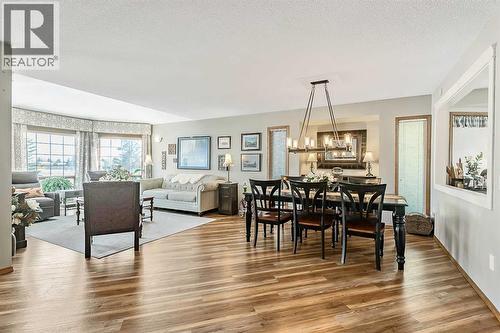 607 9 Street Se, High River, AB - Indoor