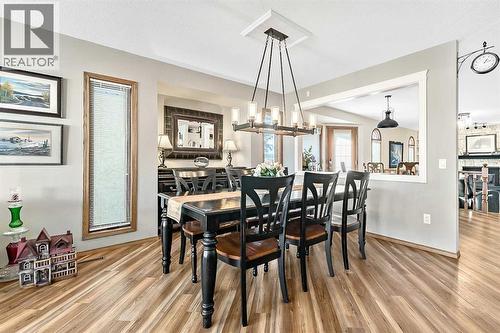 607 9 Street Se, High River, AB - Indoor Photo Showing Dining Room