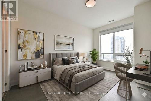 Ph06 - 398 Highway 7 Road E, Richmond Hill, ON - Indoor Photo Showing Bedroom