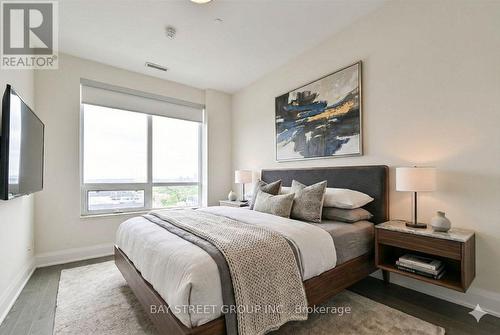 Ph06 - 398 Highway 7 Road E, Richmond Hill, ON - Indoor Photo Showing Bedroom
