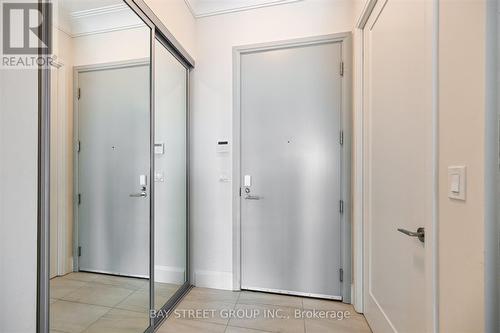 Ph06 - 398 Highway 7 Road E, Richmond Hill, ON - Indoor Photo Showing Other Room