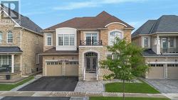 5 ARIES STREET  Brampton, ON L6Y 5Z2