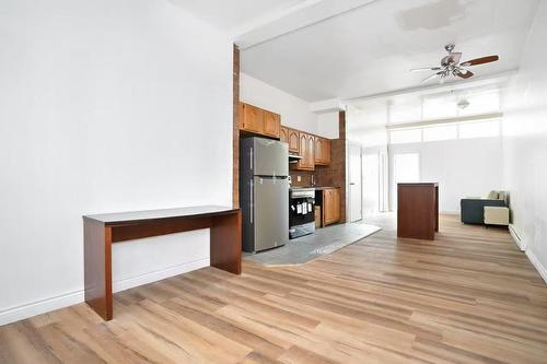 Cuisine - 16 Rue St-André, Saint-Rémi, QC - Indoor Photo Showing Kitchen