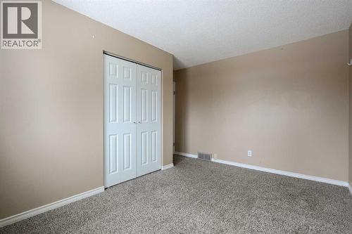70 Mclevin Crescent, Red Deer, AB - Indoor Photo Showing Other Room