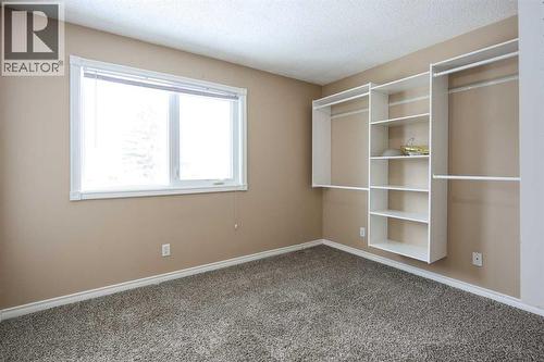 70 Mclevin Crescent, Red Deer, AB - Indoor Photo Showing Other Room