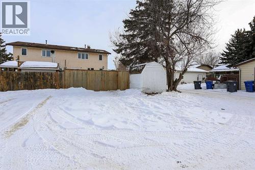70 Mclevin Crescent, Red Deer, AB - Outdoor