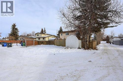 70 Mclevin Crescent, Red Deer, AB - Outdoor