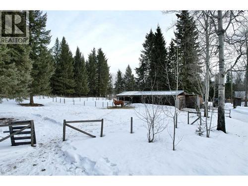 7671 Rutherford Road, Bridge Lake, BC - Outdoor