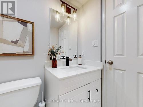 39 - 2 Clay Brick Court, Brampton, ON - Indoor Photo Showing Bathroom