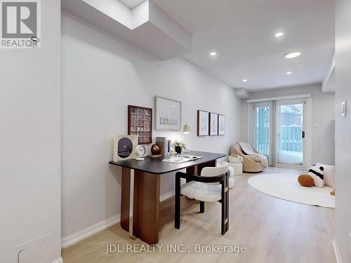 39 - 2 Clay Brick Court, Brampton, ON - Indoor