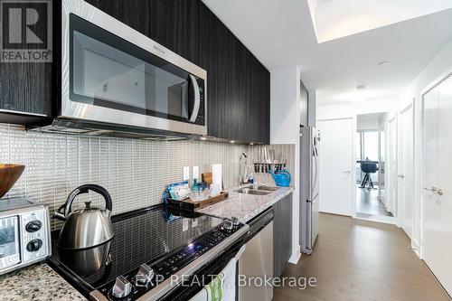2221 - 30 Shore Breeze Drive, Toronto, ON - Indoor Photo Showing Kitchen With Double Sink With Upgraded Kitchen