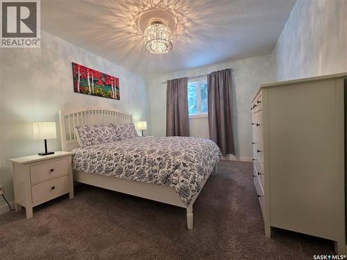 211 Allen Drive, Swift Current, SK - Indoor Photo Showing Bedroom