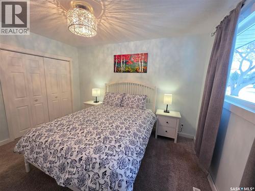 211 Allen Drive, Swift Current, SK - Indoor Photo Showing Bedroom