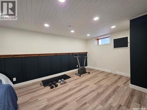 211 Allen Drive, Swift Current, SK - Indoor Photo Showing Other Room