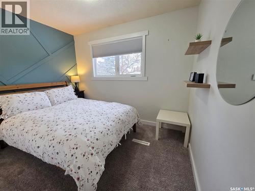 211 Allen Drive, Swift Current, SK - Indoor Photo Showing Bedroom