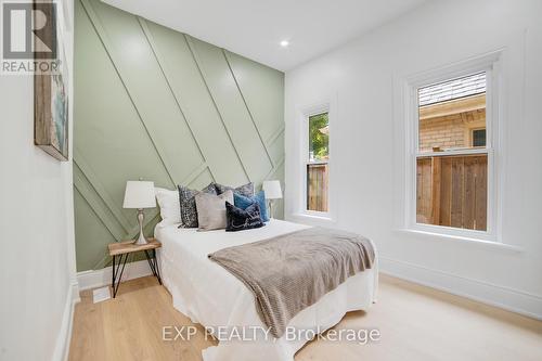 28 Springbank Drive, London South (South E), ON - Indoor Photo Showing Bedroom