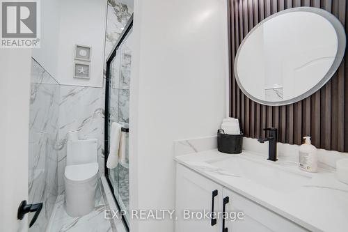 28 Springbank Drive, London South (South E), ON - Indoor Photo Showing Bathroom