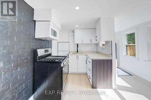 28 Springbank Drive, London South (South E), ON - Indoor Photo Showing Kitchen