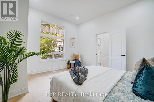 28 Springbank Drive, London South (South E), ON - Indoor Photo Showing Bedroom
