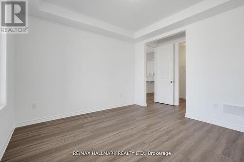 700 Sargeant Place, Innisfil, ON - Indoor Photo Showing Other Room