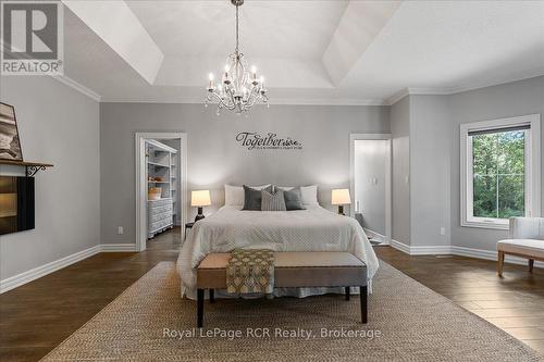 7572 Sideroad 3 E, Wellington North, ON - Indoor Photo Showing Bedroom