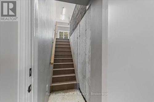 7572 Sideroad 3 E, Wellington North, ON - Indoor Photo Showing Other Room