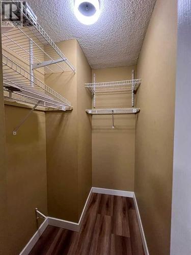 Walk-In Closet - 404, 1234 14 Avenue Sw, Calgary, AB - Indoor With Storage