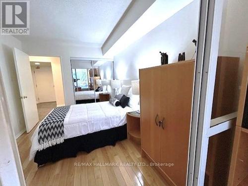 216 - 92 King Street E, Toronto, ON - Indoor Photo Showing Bedroom