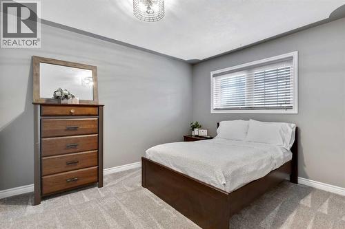 3rd BR upper - 7 Mountain Park Circle Se, Calgary, AB - Indoor Photo Showing Bedroom