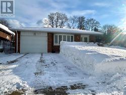 UPPER - 27 HAYWARD CRESCENT  Toronto, ON M1S 2T7