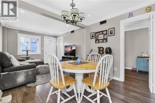 410 Cope Street, Hamilton, ON - Indoor Photo Showing Dining Room