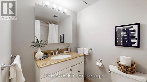 119 - 60 Southport Street N, Toronto, ON - Indoor Photo Showing Bathroom