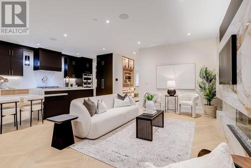 33 Twelfth Street, Toronto, ON - Indoor