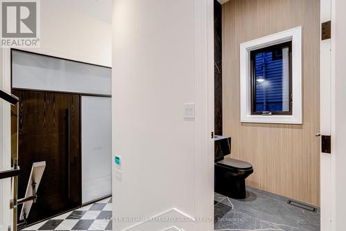 33 Twelfth Street, Toronto, ON - Indoor Photo Showing Other Room