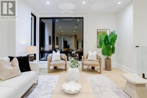 33 Twelfth Street, Toronto, ON - Indoor