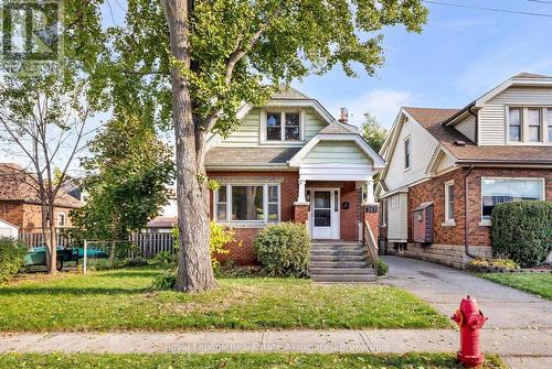 263 Houghton Avenue S, Hamilton, ON - Outdoor With Facade